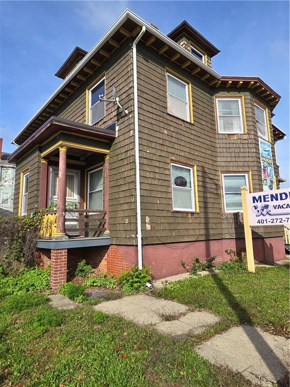 Multi Family at 217 Elmwood Avenue, Providence, photo 23 of 40