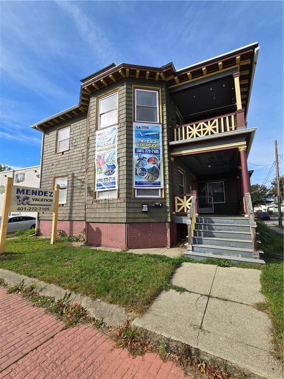 Multi Family at 217 Elmwood Avenue, Providence, photo 2 of 40