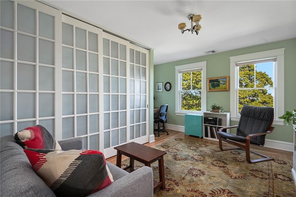 140 Aldrich Avenue photo 37