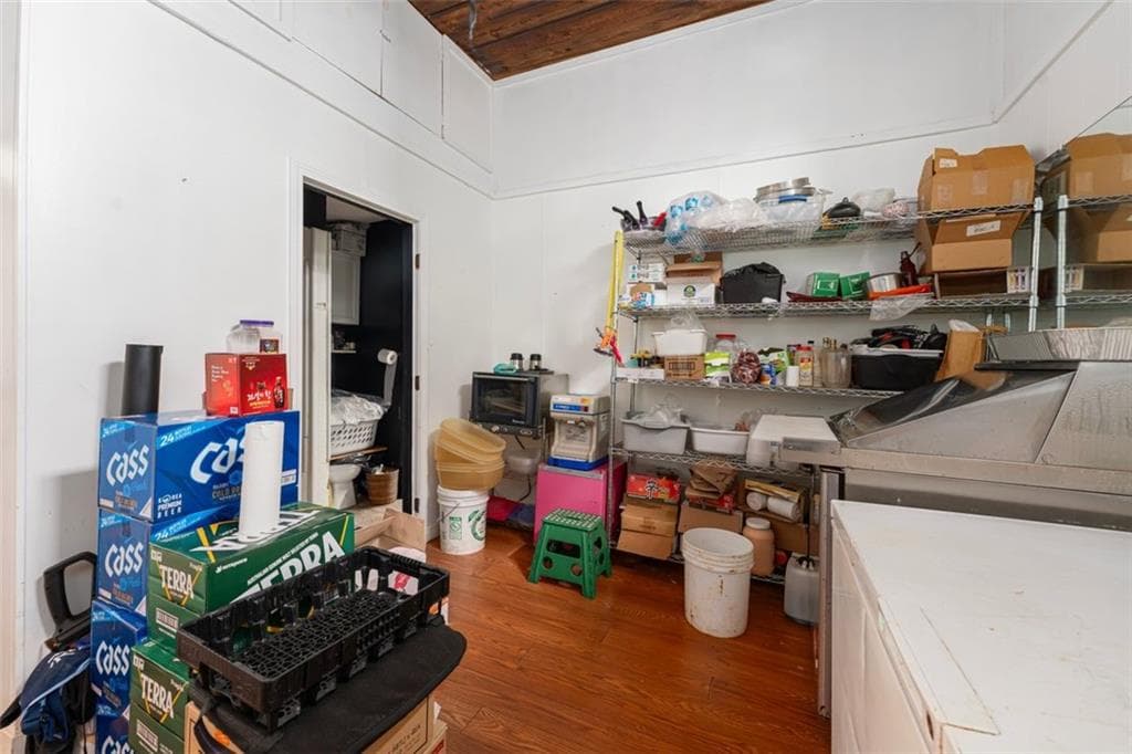95 Warren Avenue photo 26