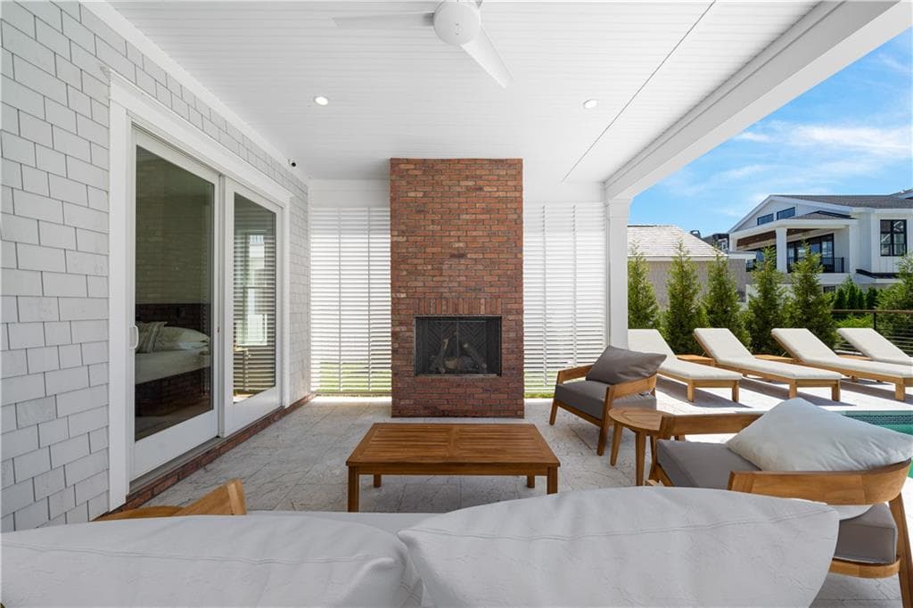 811 Ocean Road photo 22