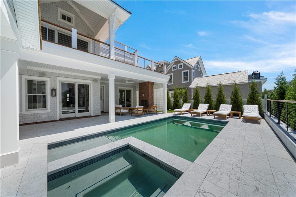 811 Ocean Road photo 3