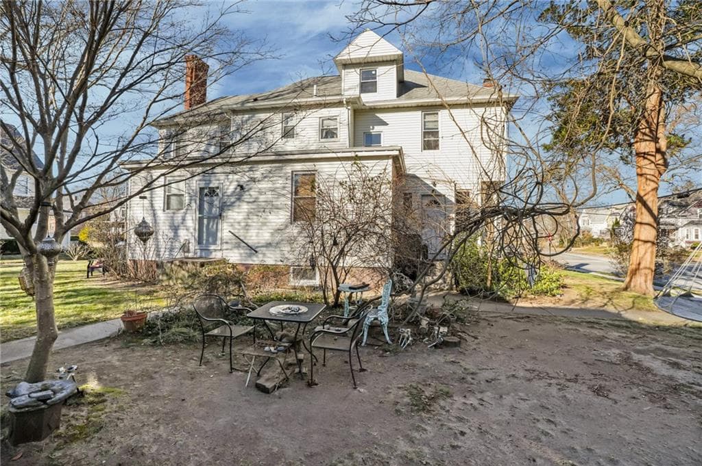 118 Arnold Avenue photo 47