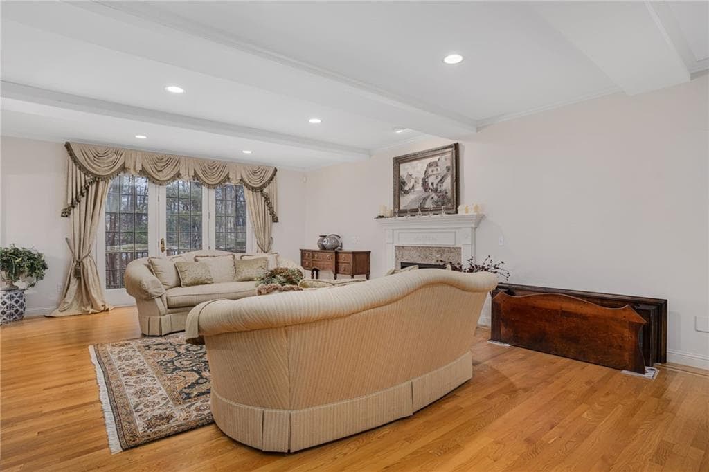 Single Family Residence at 20 Bailey Boulevard, East Greenwich, photo 5 of 47