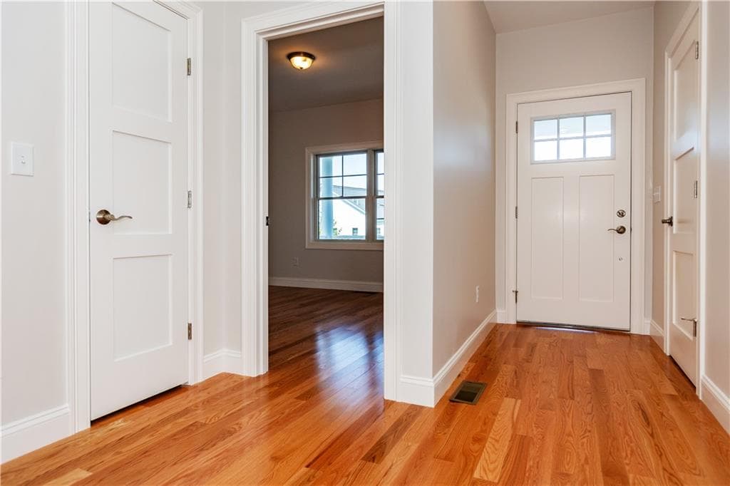 19 Hampton Road UNIT 69 photo 3
