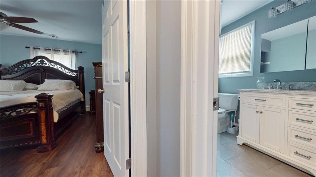 11 Crane St Street S photo 14