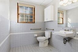 352 Park Avenue photo 21
