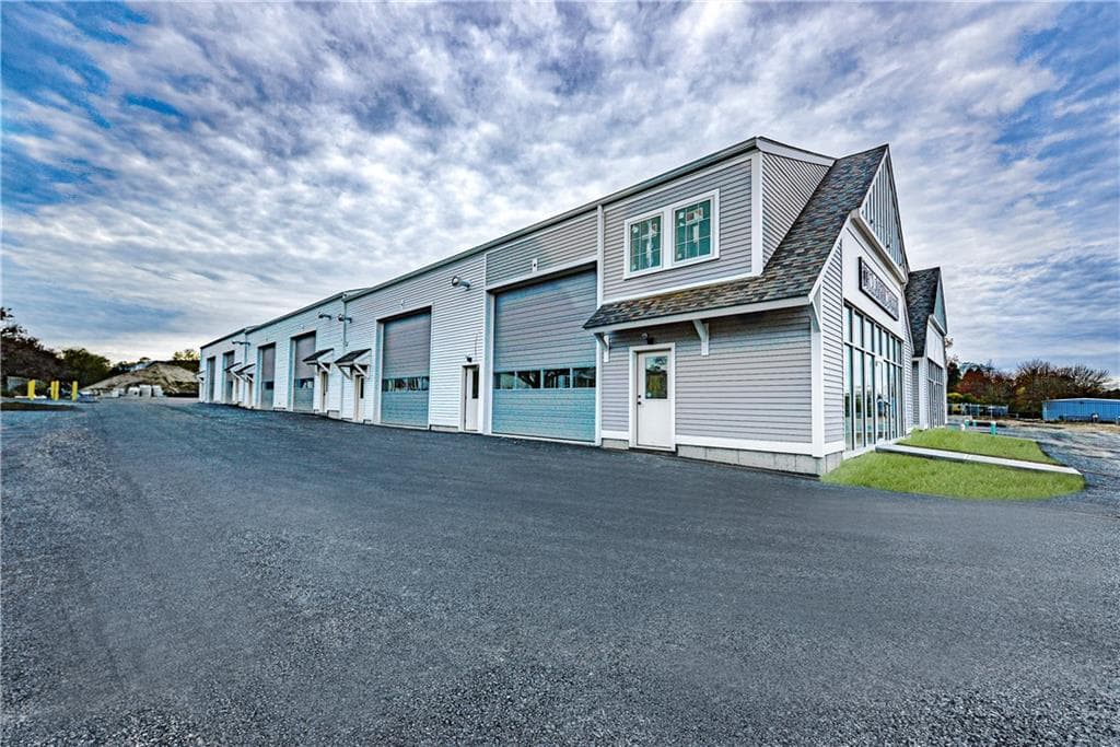 300 Coddington Highway UNIT 205 photo 3
