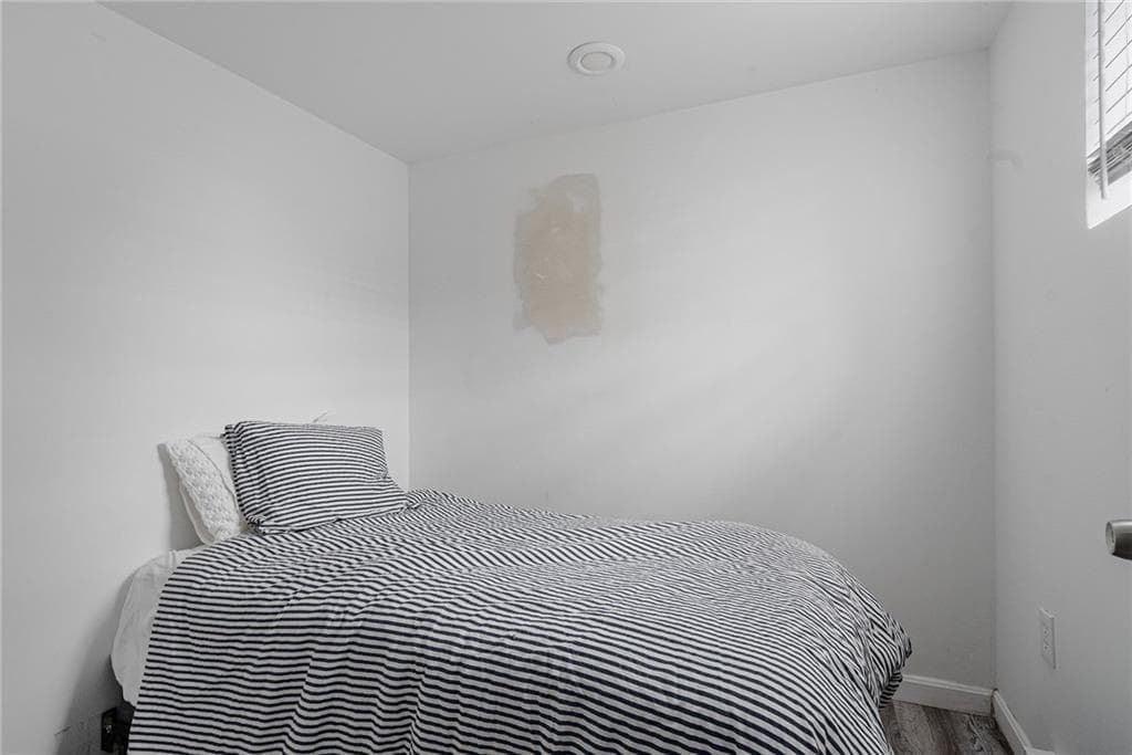 47 Cedar Avenue photo 21