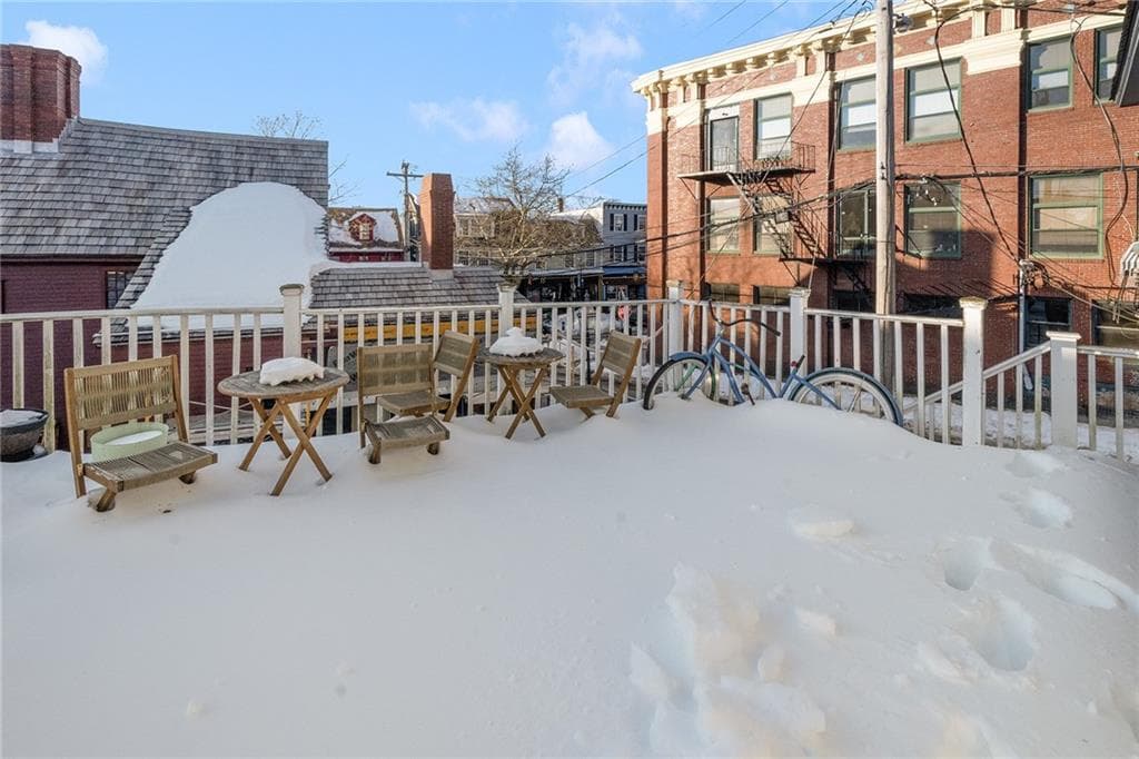 21 Spring Street UNIT 2 photo 2