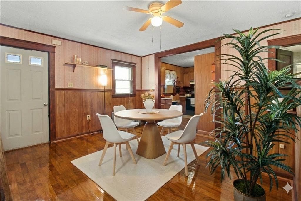 Single Family Residence at 885 Eddie Dowling Highway, North Smithfield, photo 2 of 24
