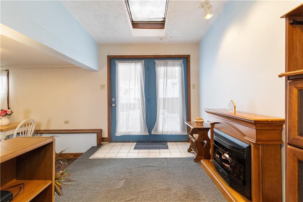 Single Family Residence at 885 Eddie Dowling Highway, North Smithfield, photo 22 of 24