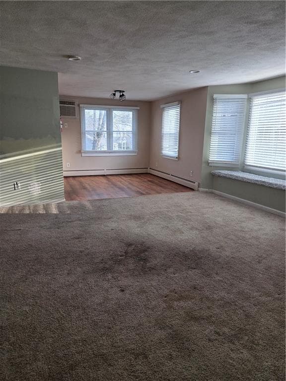 Condominium at 38 Stone Trail UNIT D, North Providence, photo 5 of 10