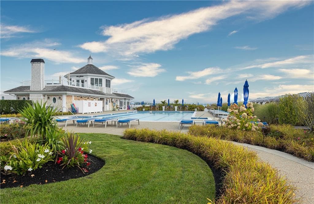 44 Wimbledon Circle