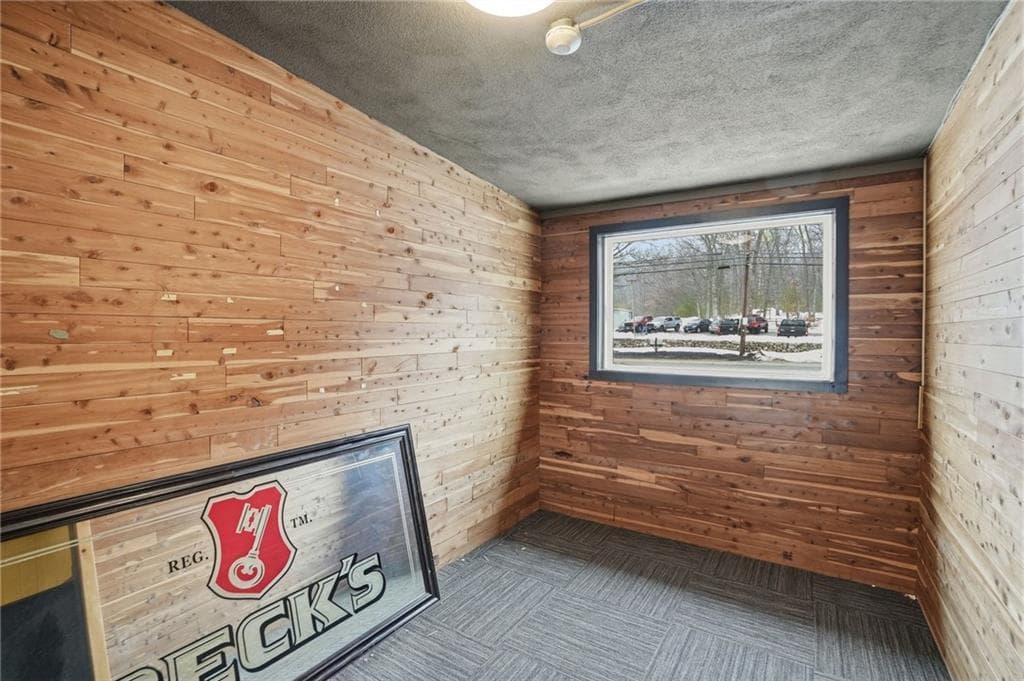 Commercial at 332 Farnum Pike, Smithfield, photo 17 of 43