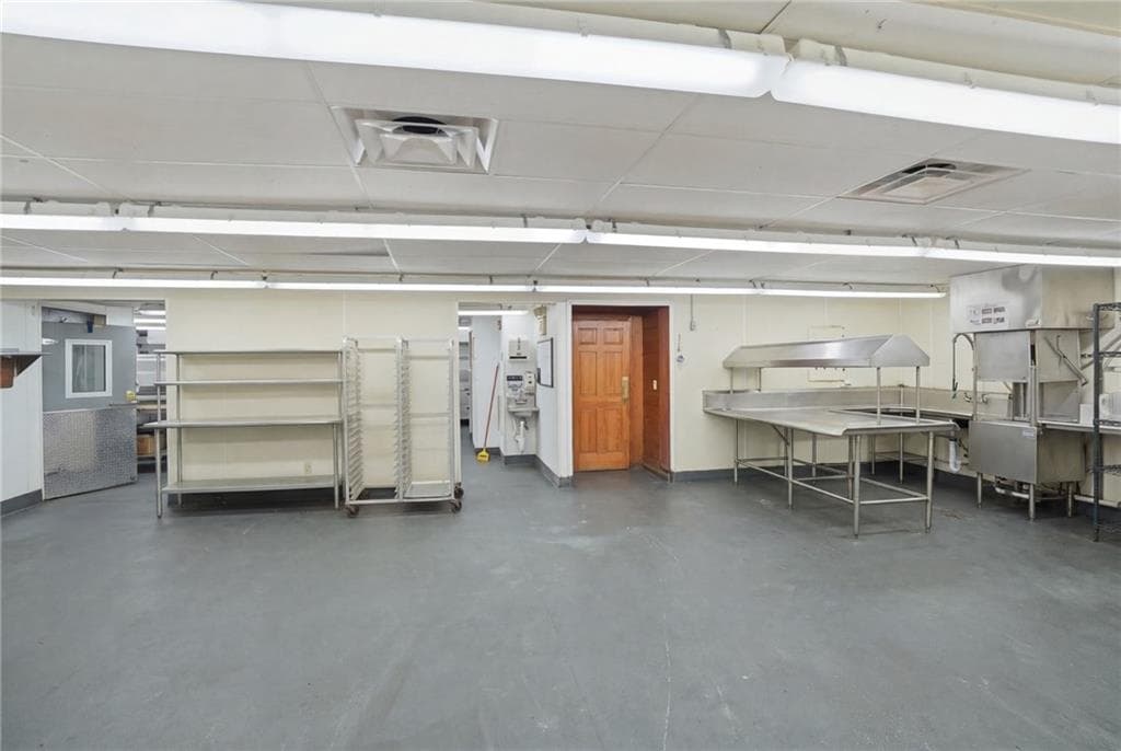 Commercial at 332 Farnum Pike, Smithfield, photo 26 of 43
