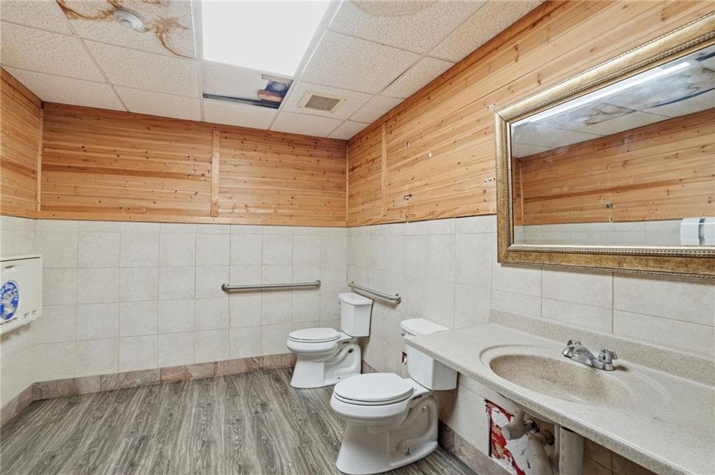 Commercial at 332 Farnum Pike, Smithfield, photo 22 of 43