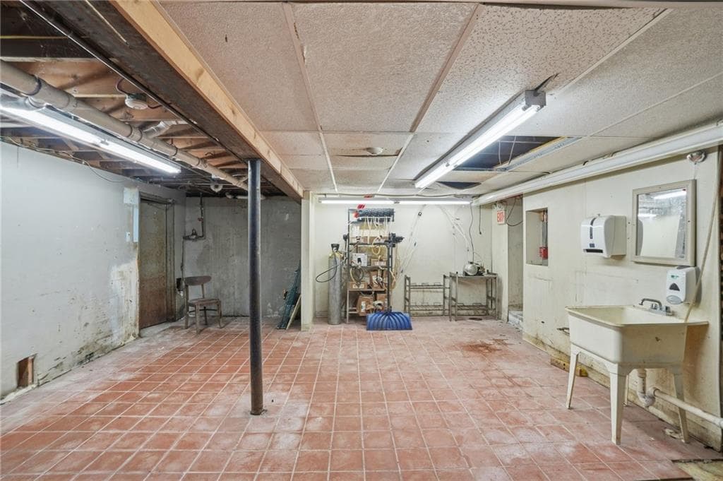 Commercial at 332 Farnum Pike, Smithfield, photo 37 of 43