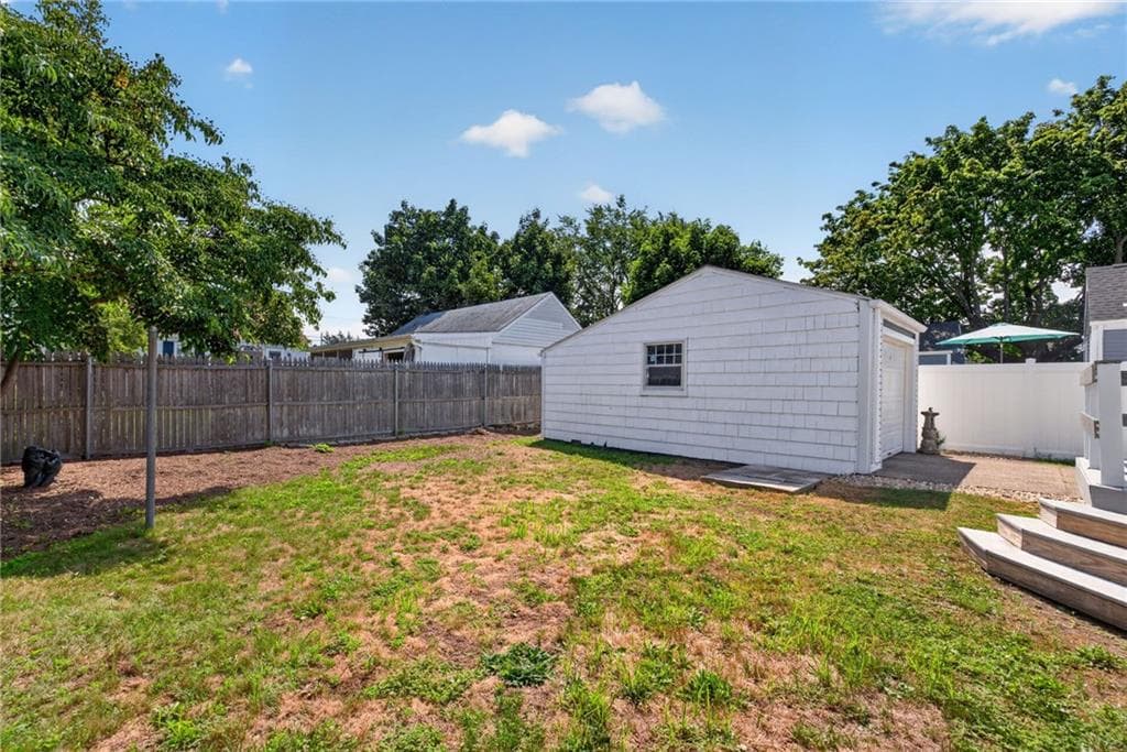 122 Dewey Avenue photo 48