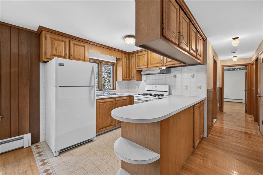 Single Family Residence at 133 Cole Street, Seekonk, photo 13 of 47