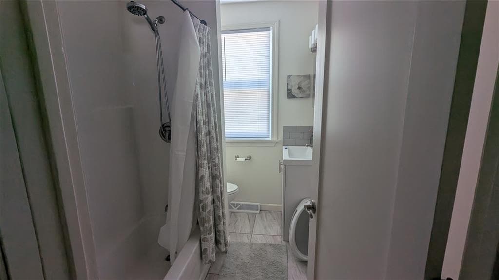 15 17 Emmett Street photo 48