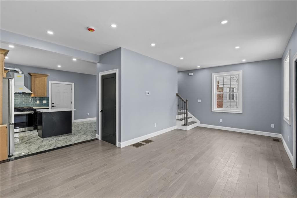 68 Enfield Avenue photo 3
