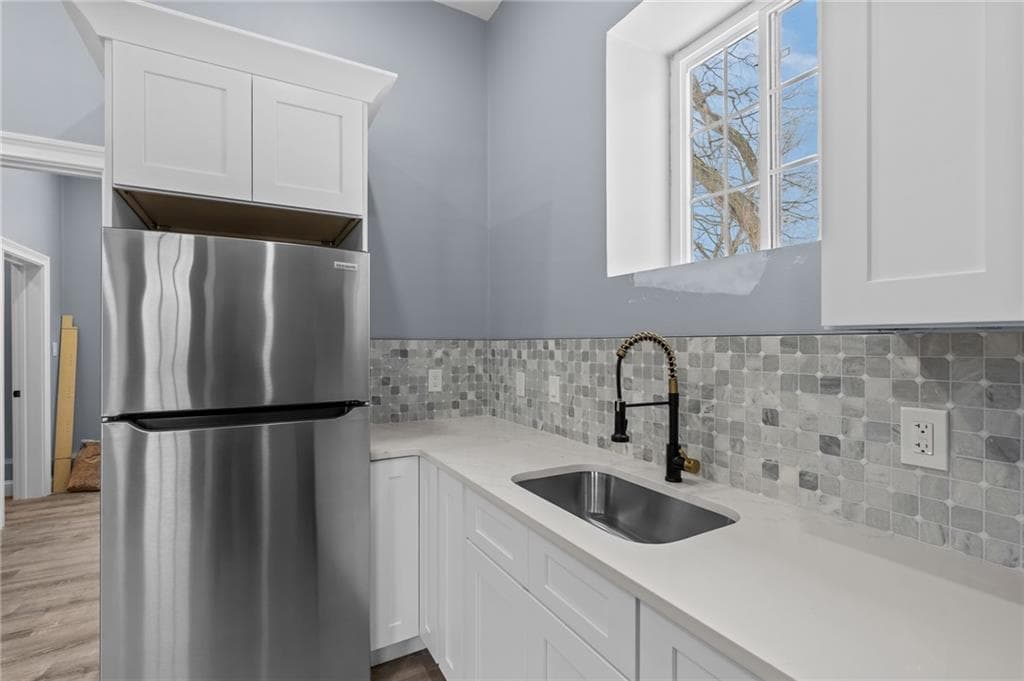 68 Enfield Avenue photo 36
