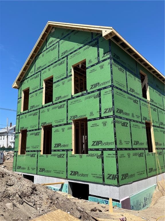 Multi Family at 88 Coggeshall Street, Providence, photo 5 of 13