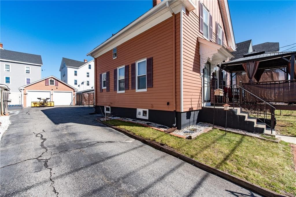 217 4th Avenue photo 30