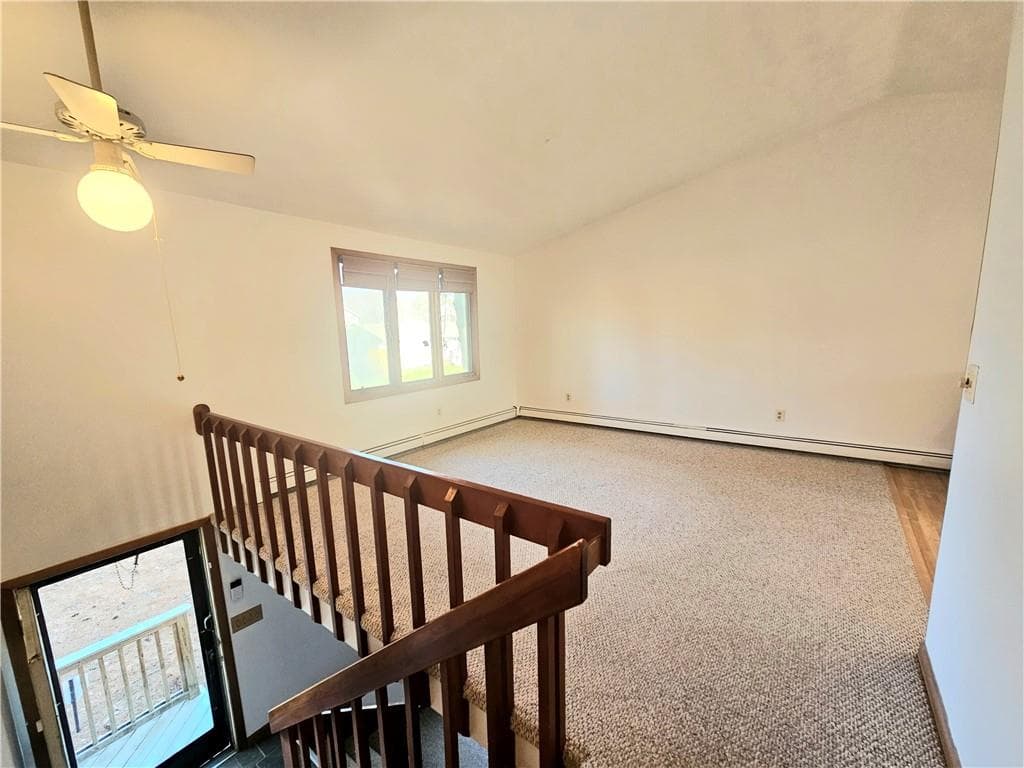 3 Lakeview Drive photo 3