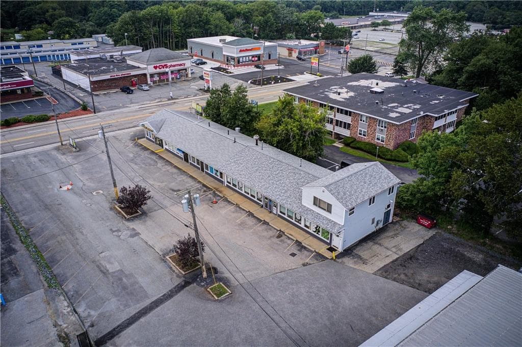 Commercial at 628 Metacom Avenue, Warren, photo 43 of 46