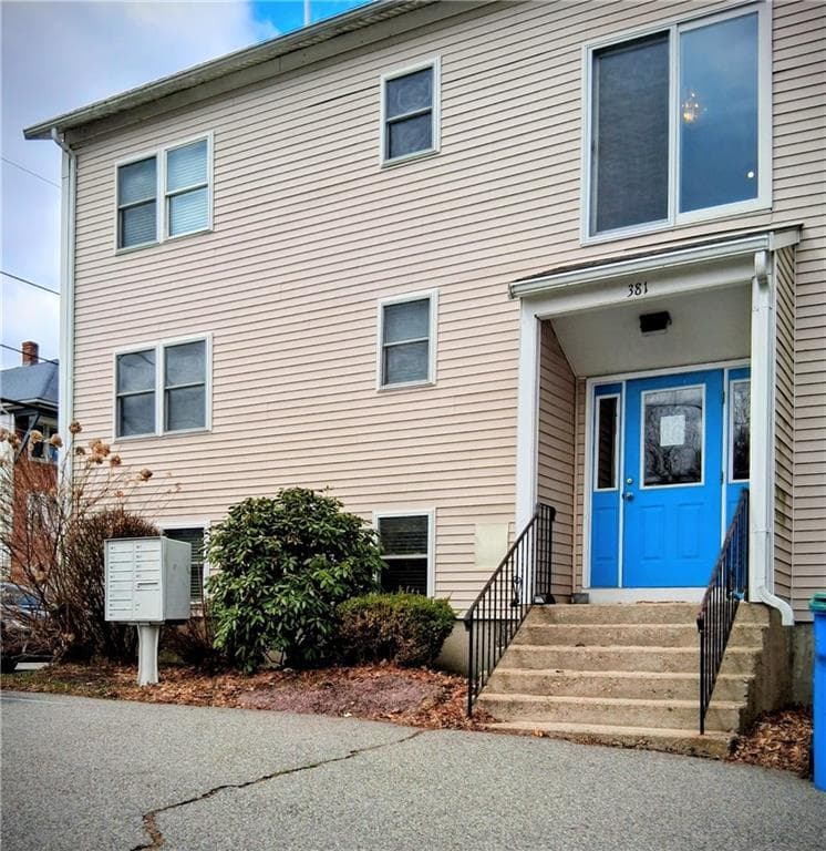 381 Old River Road UNIT 3