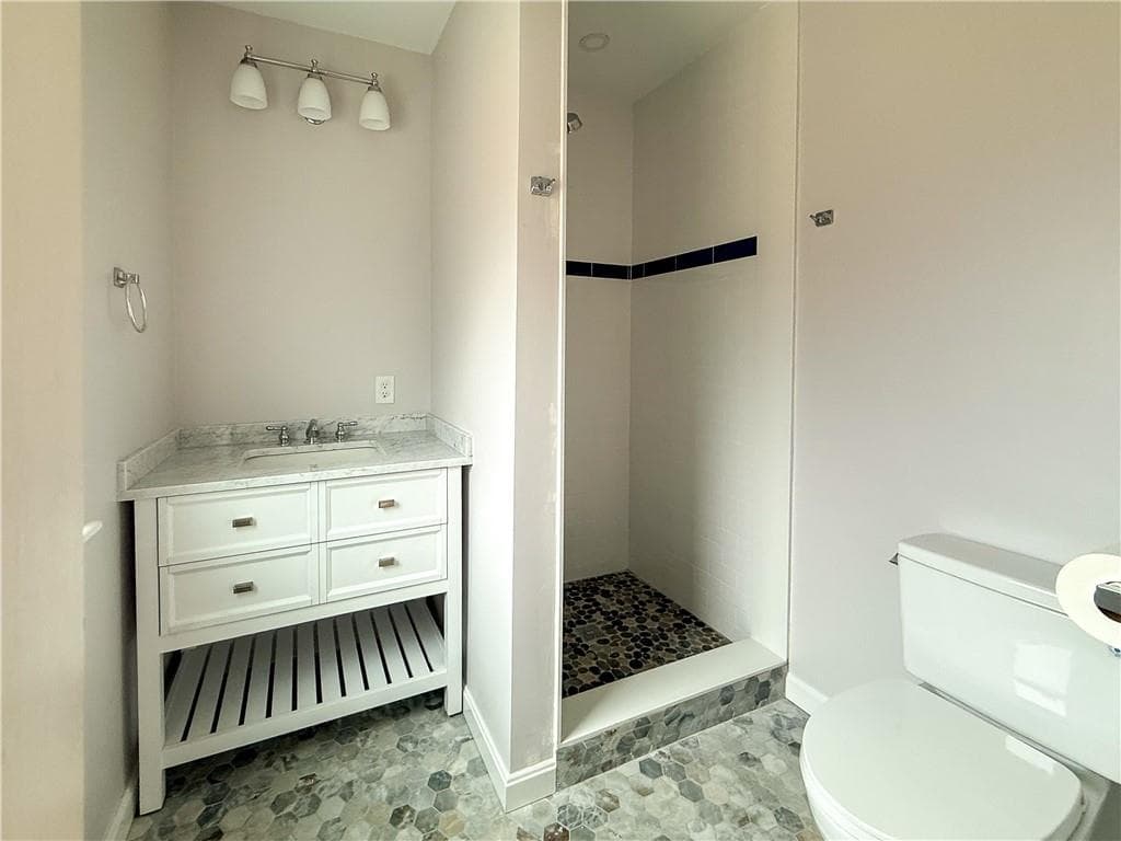 0125 Homestead Avenue photo 14