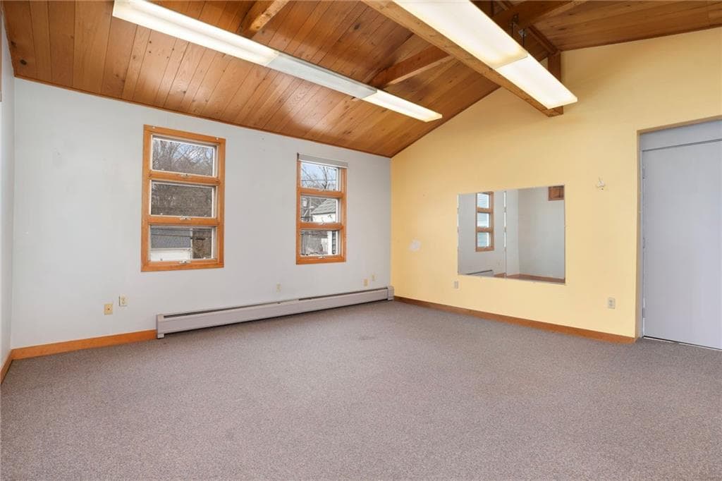 1040 Cranston Street photo 13