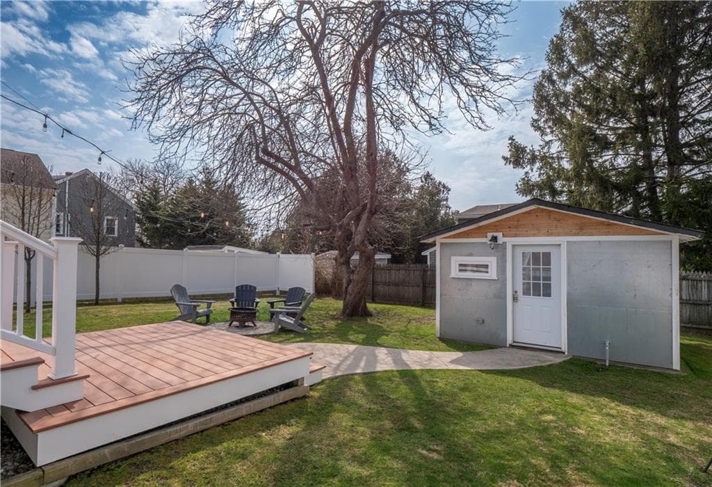 100 Renfrew Avenue photo 24