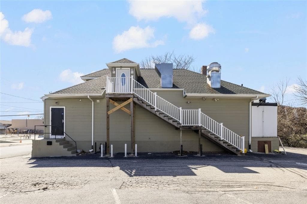 1137 Charles Street photo 26