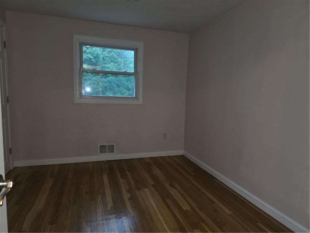 50 Glenham Road photo 14