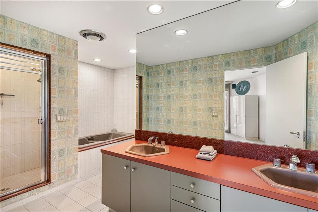 125 Woodruff Avenue photo 20