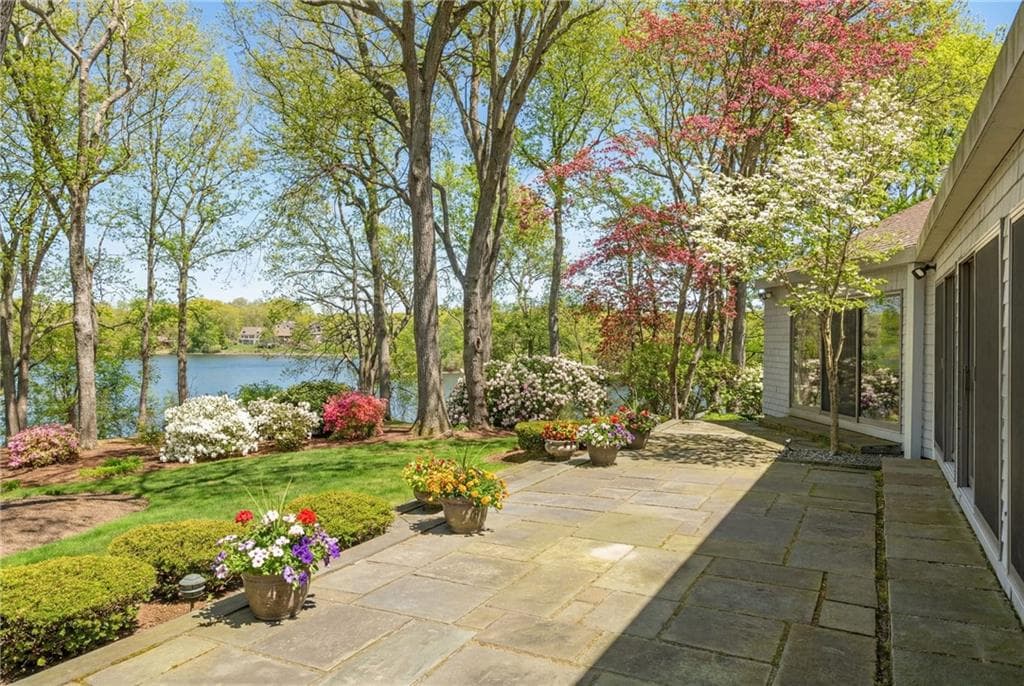 125 Woodruff Avenue photo 44