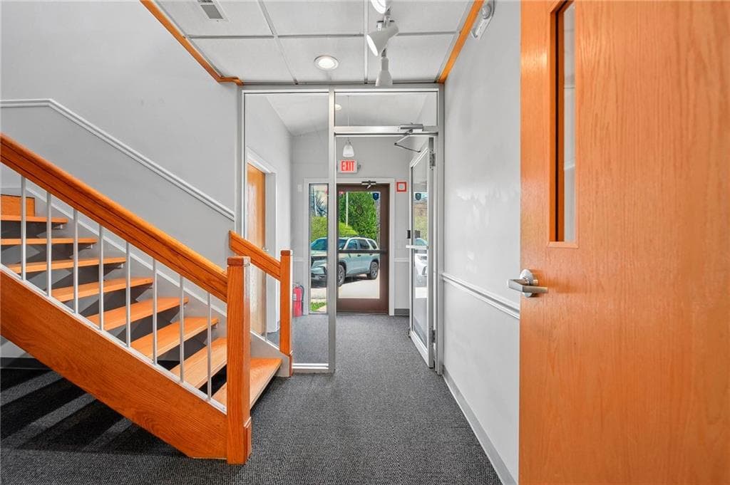 450 Old Baptist Road photo 4