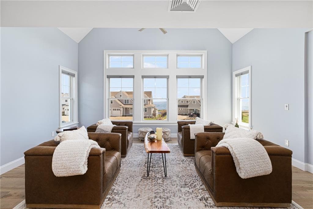 1046 Ocean Road photo 24