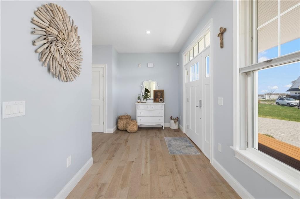 1046 Ocean Road photo 4