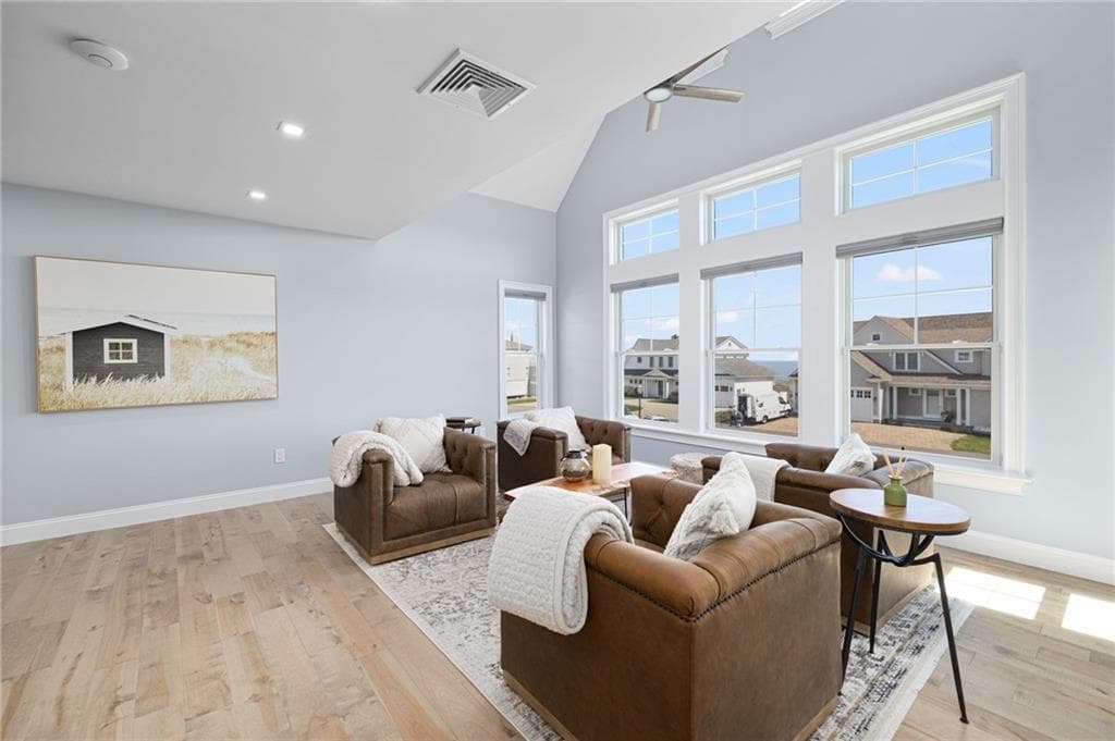 1046 Ocean Road photo 25