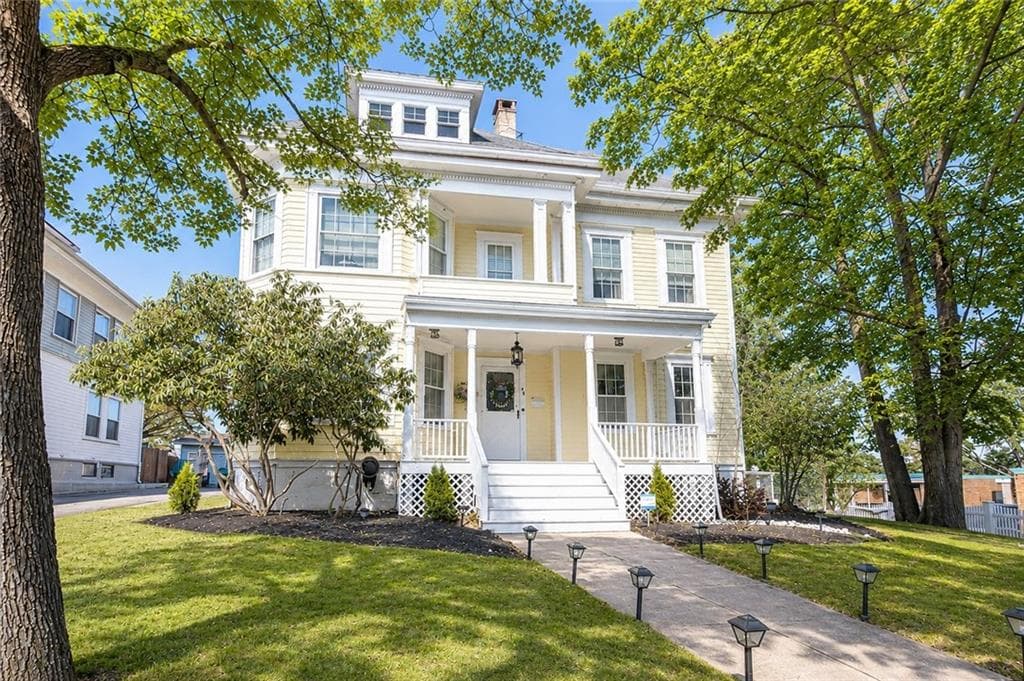 70 Woodland Road