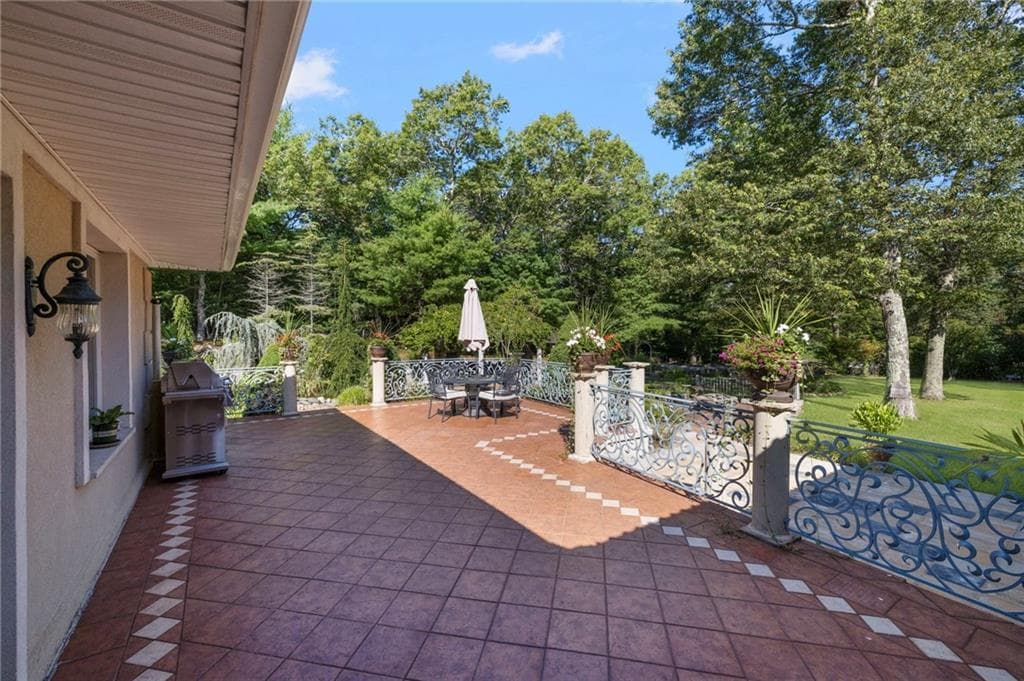 22 Brook View Drive photo 37