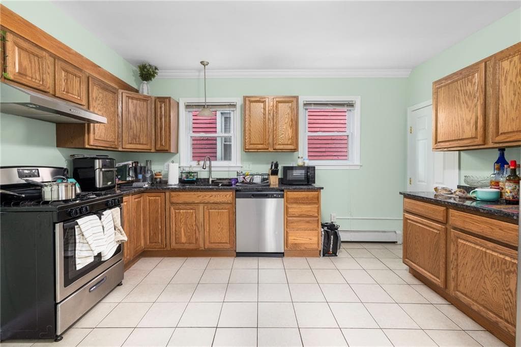 Multi Family at 89 Knowles Street, Providence, photo 16 of 46