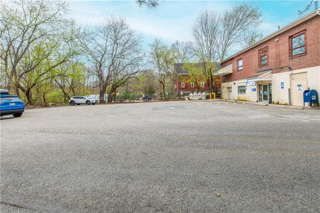 Commercial,Business at 963 969 Victory Highway, Burrillville, photo 24 of 28