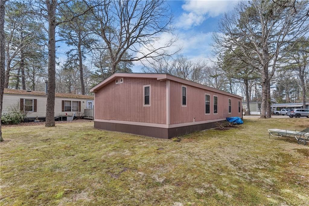 41 Leisure Way photo 4