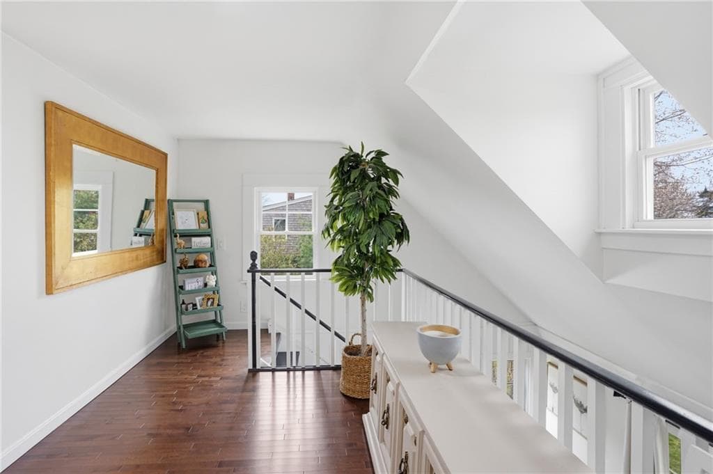 Single Family Residence at 8 Emery Road, Warren, photo 14 of 24