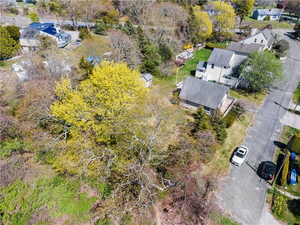 Single Family Residence at 25 Westside Road, South Kingstown, photo 31 of 39